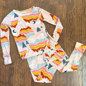 Cat & Jack Multicolor Mountain Pajama Set